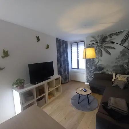 Maison De דירה