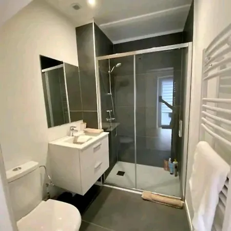 Maison De דירה